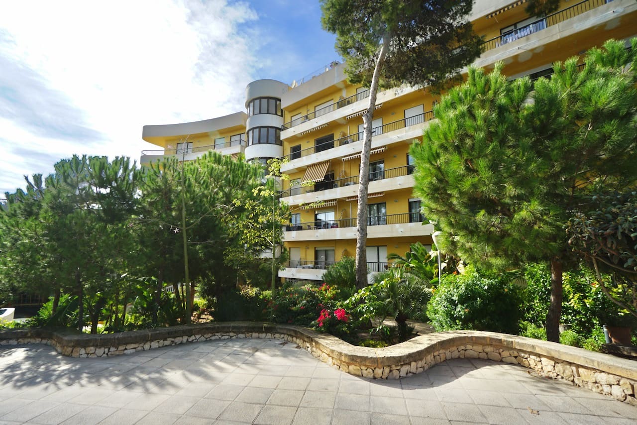 Apartamento de 1 habitación en Moraira en venta con piscina - 190.000 € (Ref: 9345671)