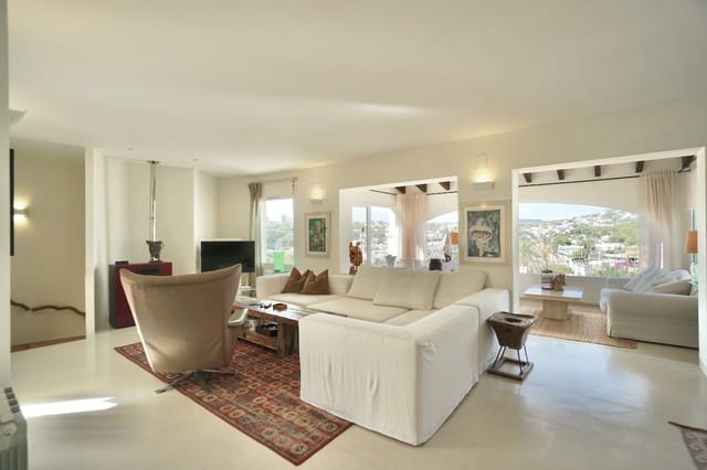 Chalet de 4 habitaciones en Moraira, Teulada-Moraira en venta con piscina - 2.495.000 € (Ref: 9357623)