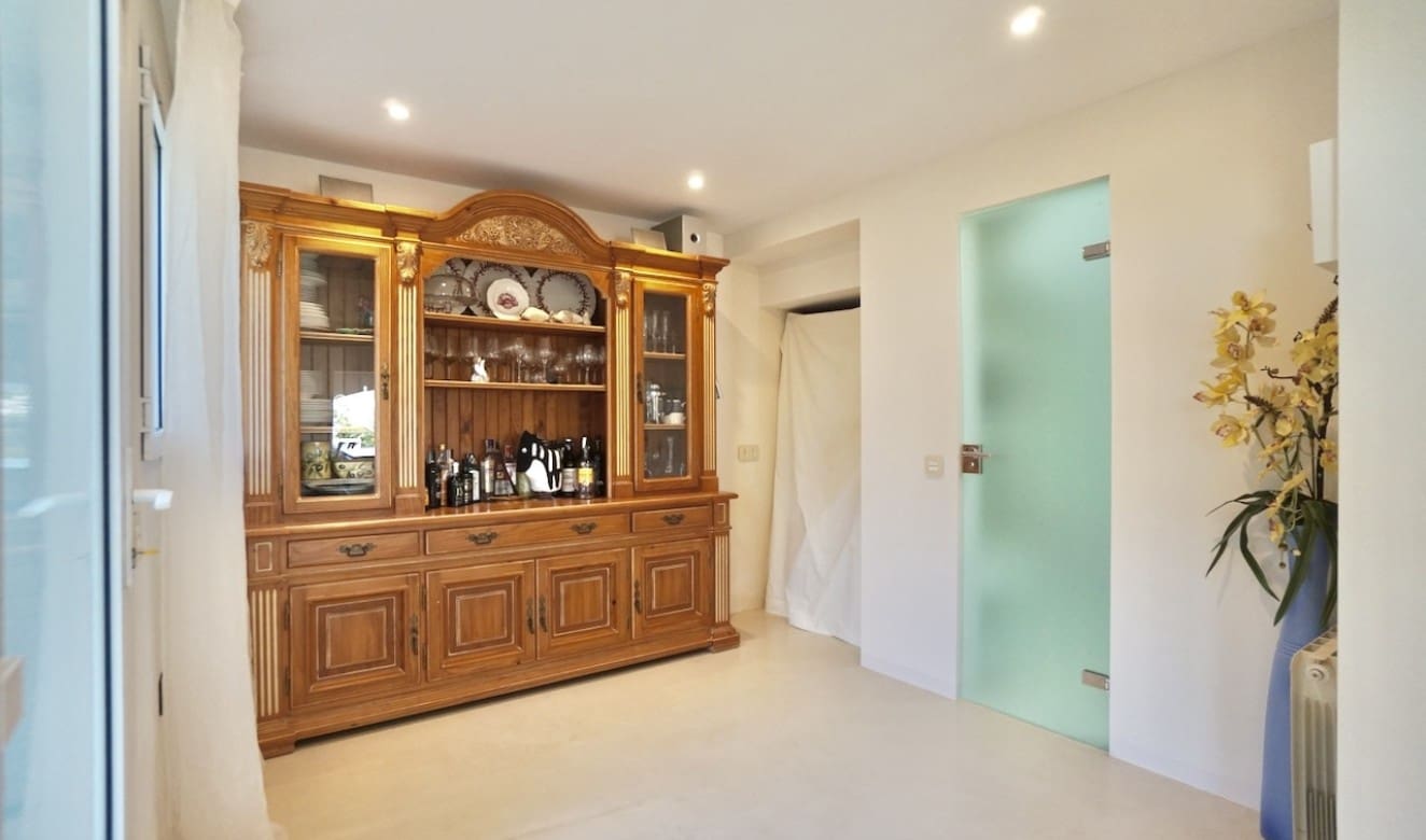 4 slaapkamer Villa te koop in Moraira met zwembad - € 2.495.000 (Ref: 9357623)