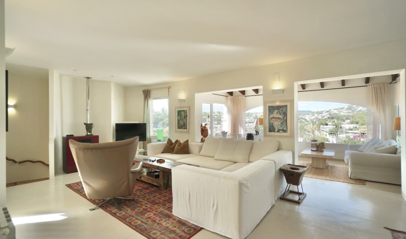 4 slaapkamer Villa te koop in Moraira met zwembad - € 2.495.000 (Ref: 9357623)