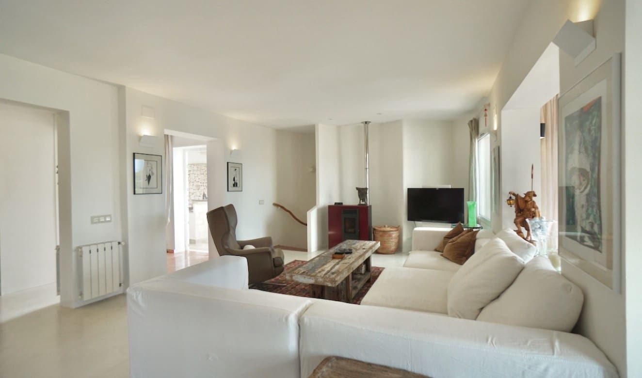 4 slaapkamer Villa te koop in Moraira met zwembad - € 2.495.000 (Ref: 9357623)