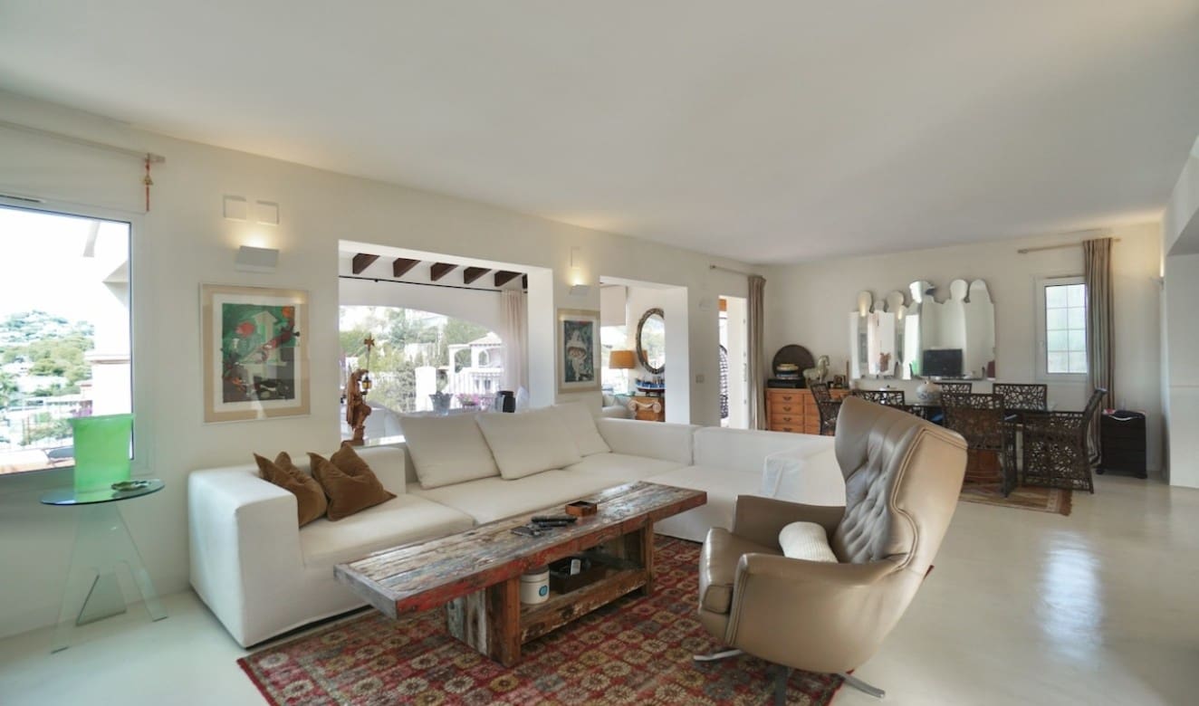 4 slaapkamer Villa te koop in Moraira met zwembad - € 2.495.000 (Ref: 9357623)