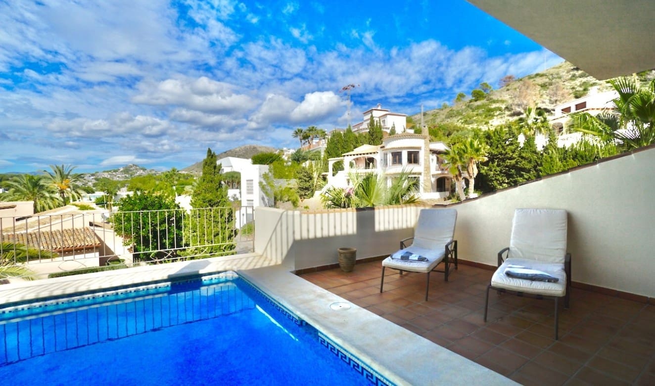 4 slaapkamer Villa te koop in Moraira met zwembad - € 2.495.000 (Ref: 9357623)