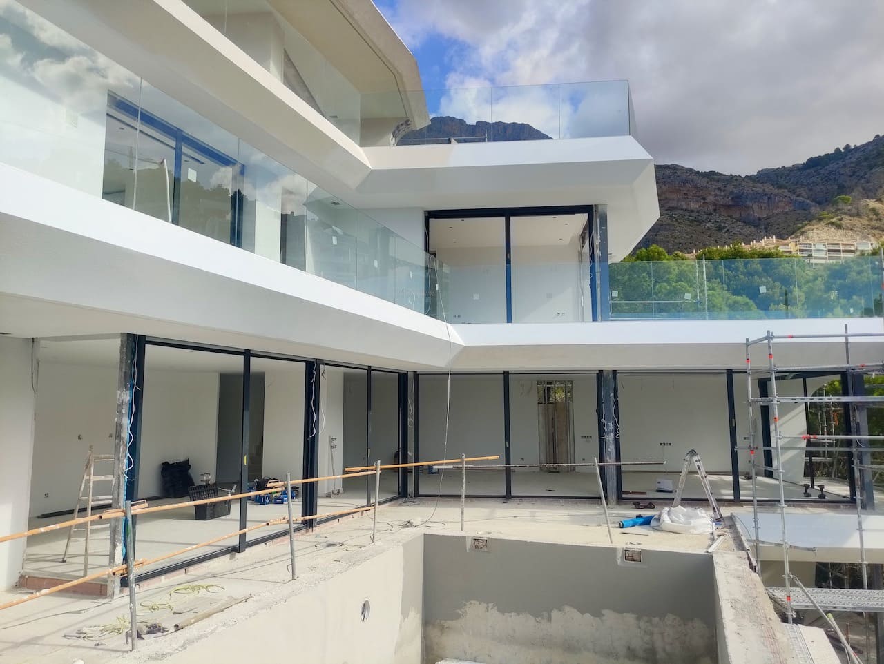 Chalet de 4 habitaciones en Altea en venta con piscina garaje - 2.250.000 € (Ref: 9363323)