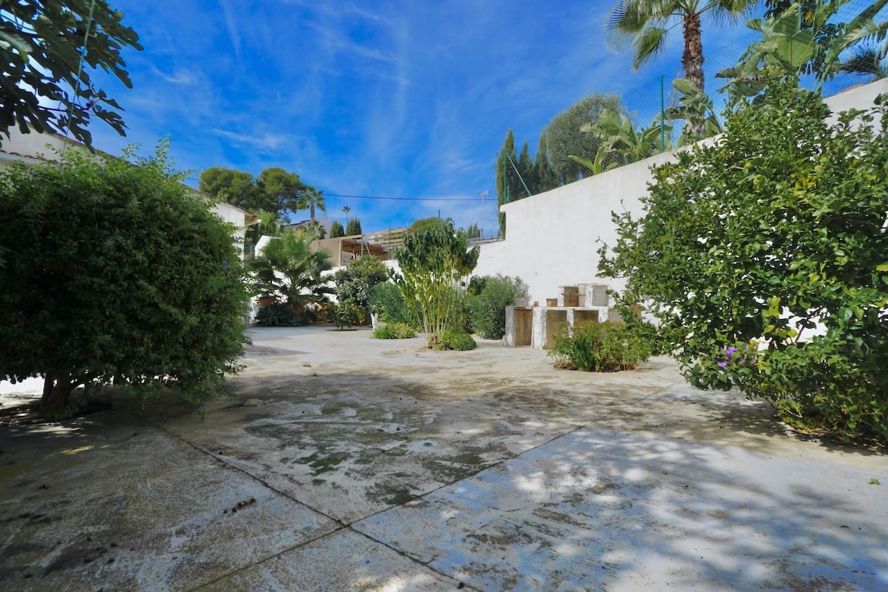 3 bedroom Villa for sale in Benissa with pool - € 449,000 (Ref: 9369089)