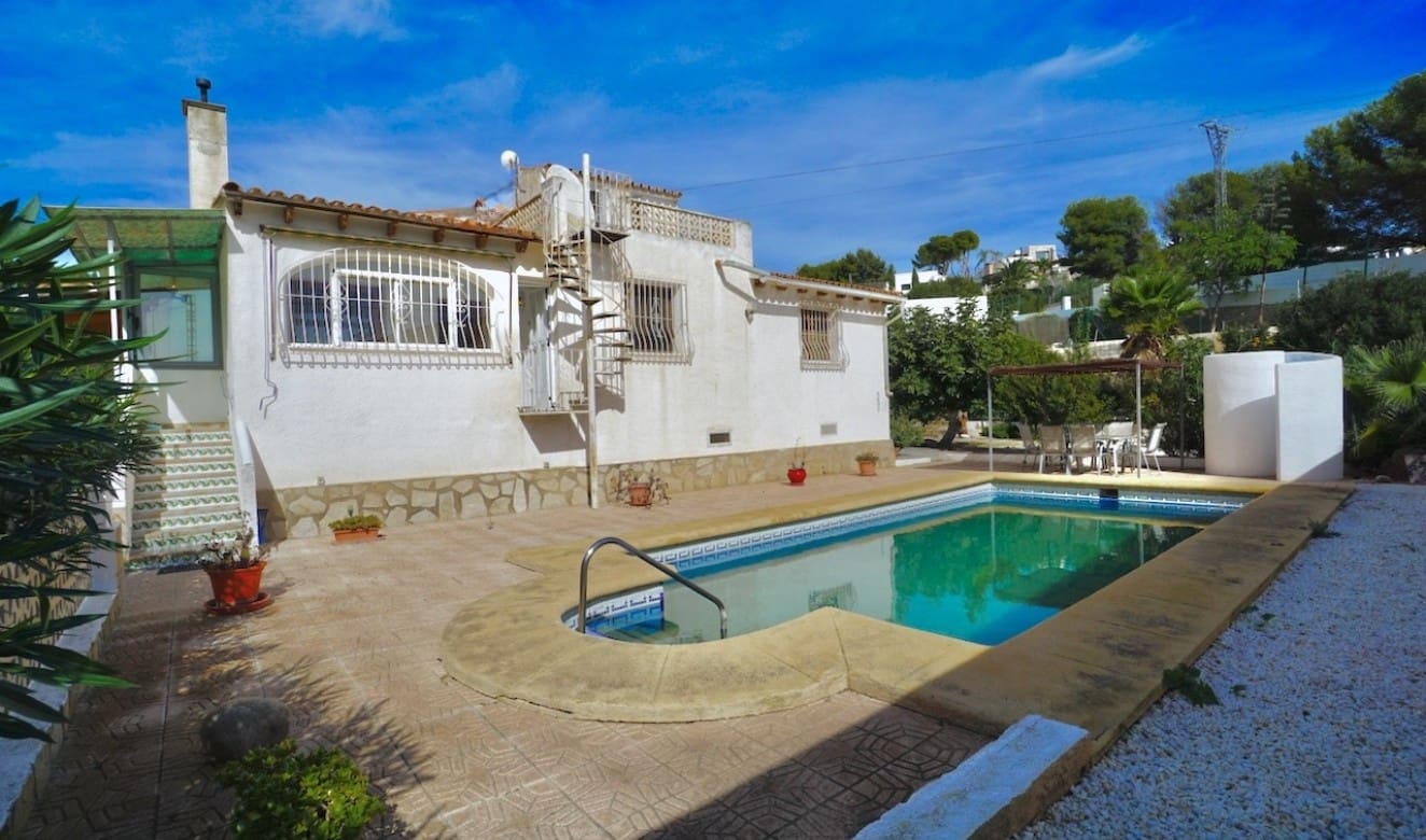 3 bedroom Villa for sale in Benissa with pool - € 449,000 (Ref: 9369089)