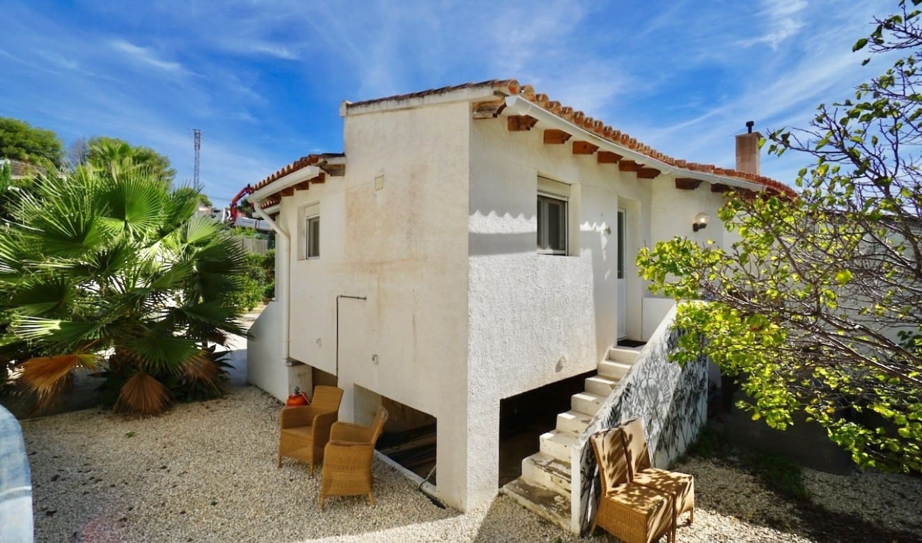 3 bedroom Villa for sale in Benissa with pool - € 449,000 (Ref: 9369089)