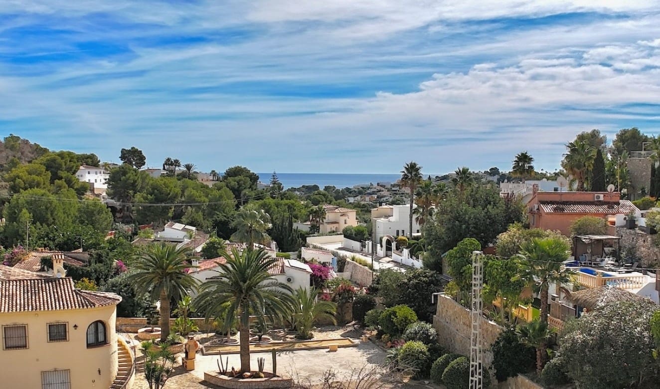 3 bedroom Villa for sale in Benissa with pool - € 449,000 (Ref: 9369089)