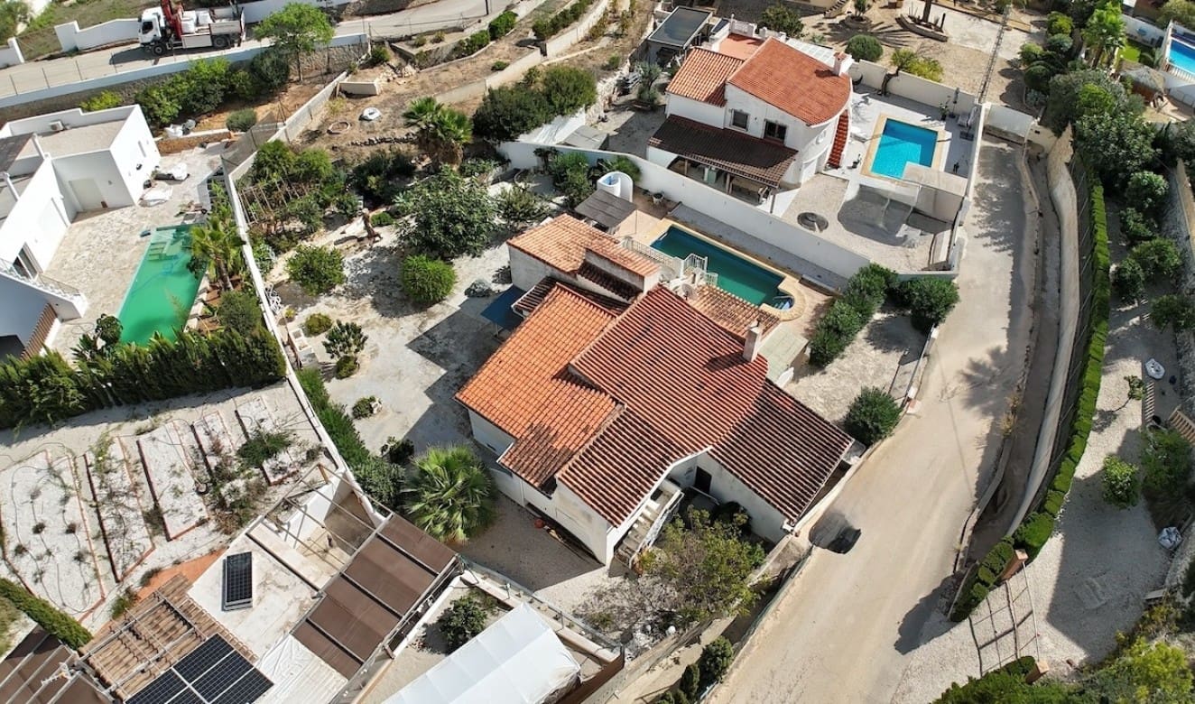 3 bedroom Villa for sale in Benissa with pool - € 449,000 (Ref: 9369089)