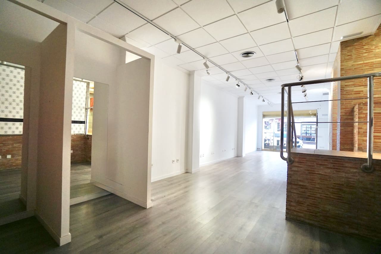 2 chambre Local Commercial à vendre à Moraira - 360 000 € (Ref: 9426372)