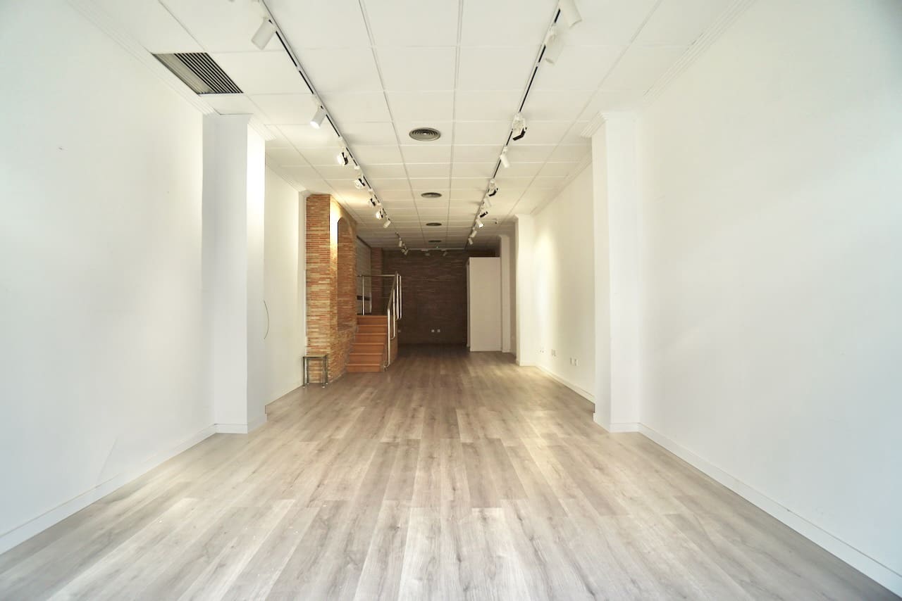 2 chambre Local Commercial à vendre à Moraira - 360 000 € (Ref: 9426372)