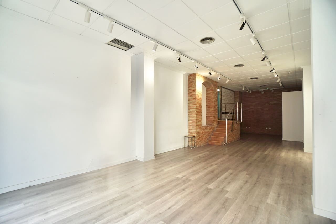 2 chambre Local Commercial à vendre à Moraira - 360 000 € (Ref: 9426372)