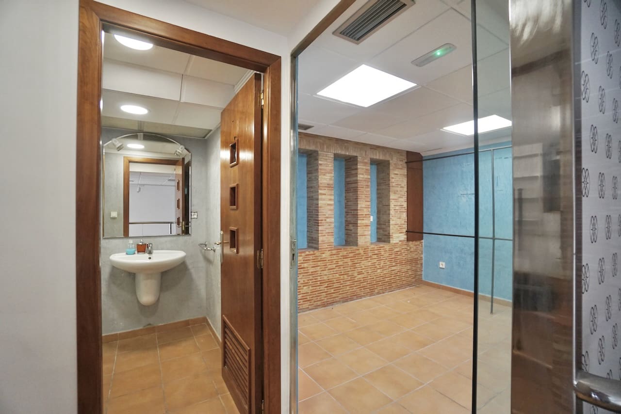 2 chambre Local Commercial à vendre à Moraira - 360 000 € (Ref: 9426372)