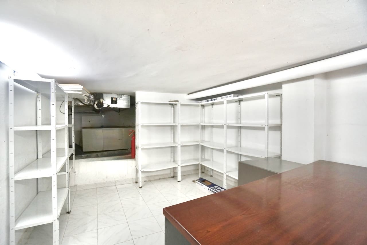 2 chambre Local Commercial à vendre à Moraira - 360 000 € (Ref: 9426372)