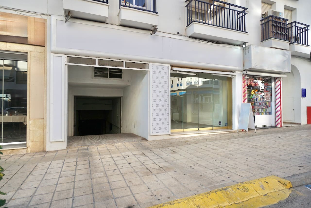 2 chambre Local Commercial à vendre à Moraira - 360 000 € (Ref: 9426372)