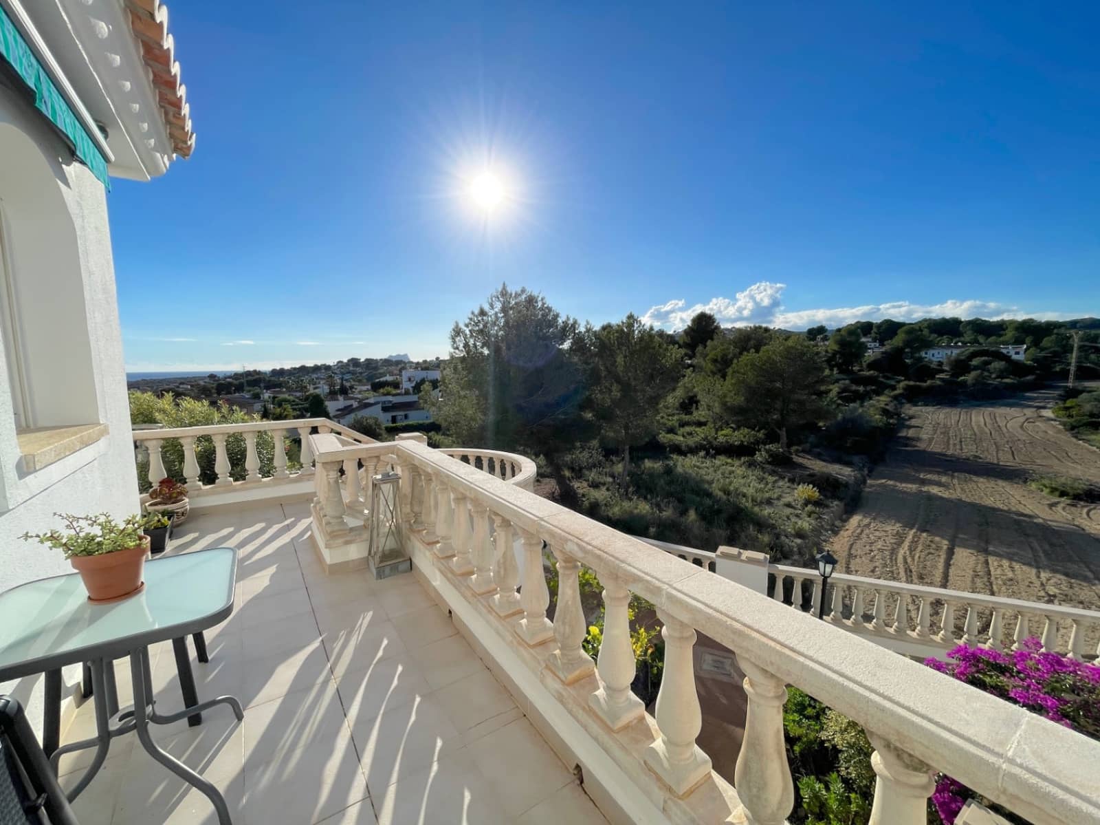 2 soveværelse Penthouse til salg i Moraira med swimmingpool - € 325.000 (Ref: 9427152)
