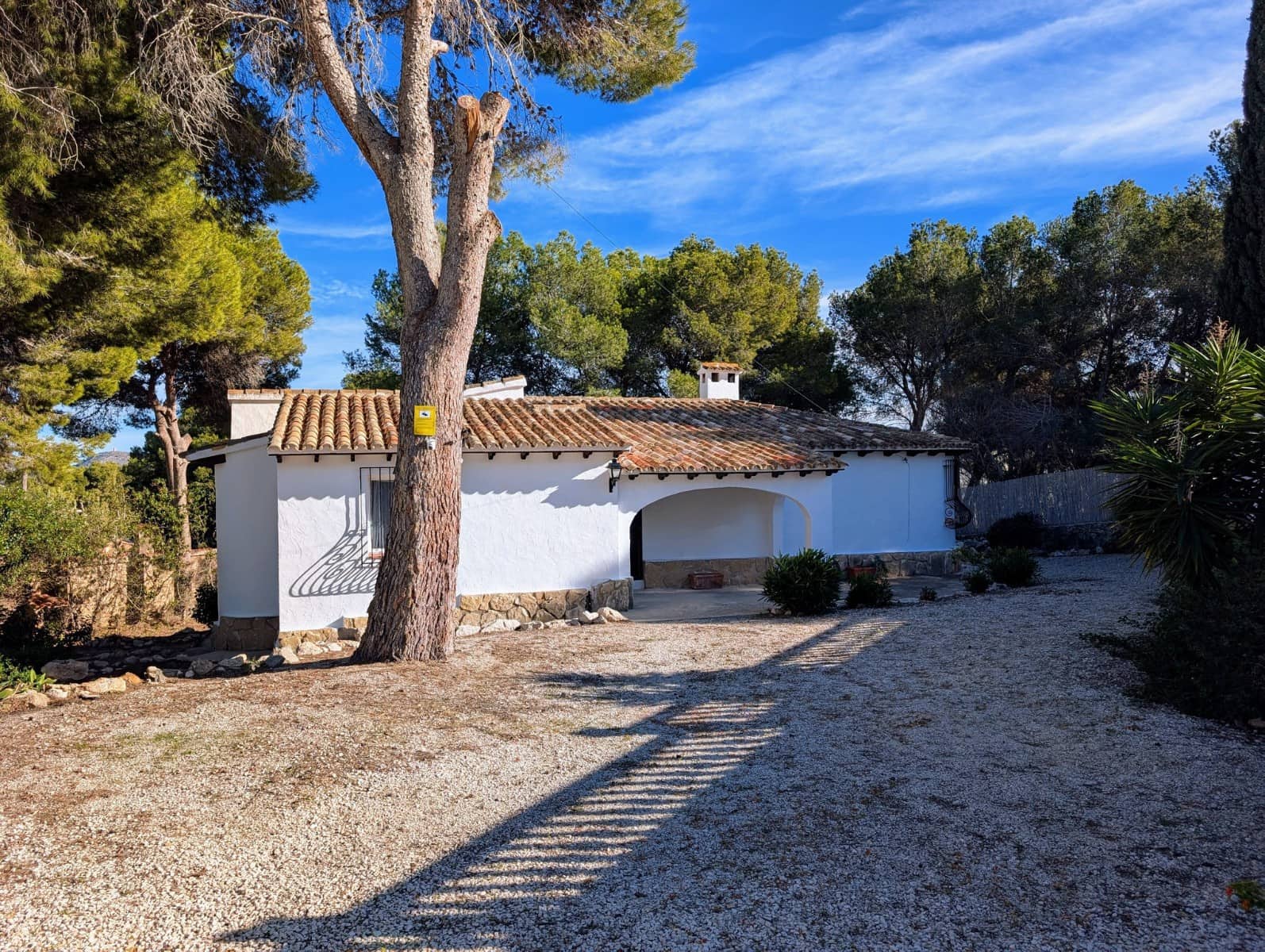 3 bedroom Villa for sale in Moraira - € 595,000 (Ref: 9437724)