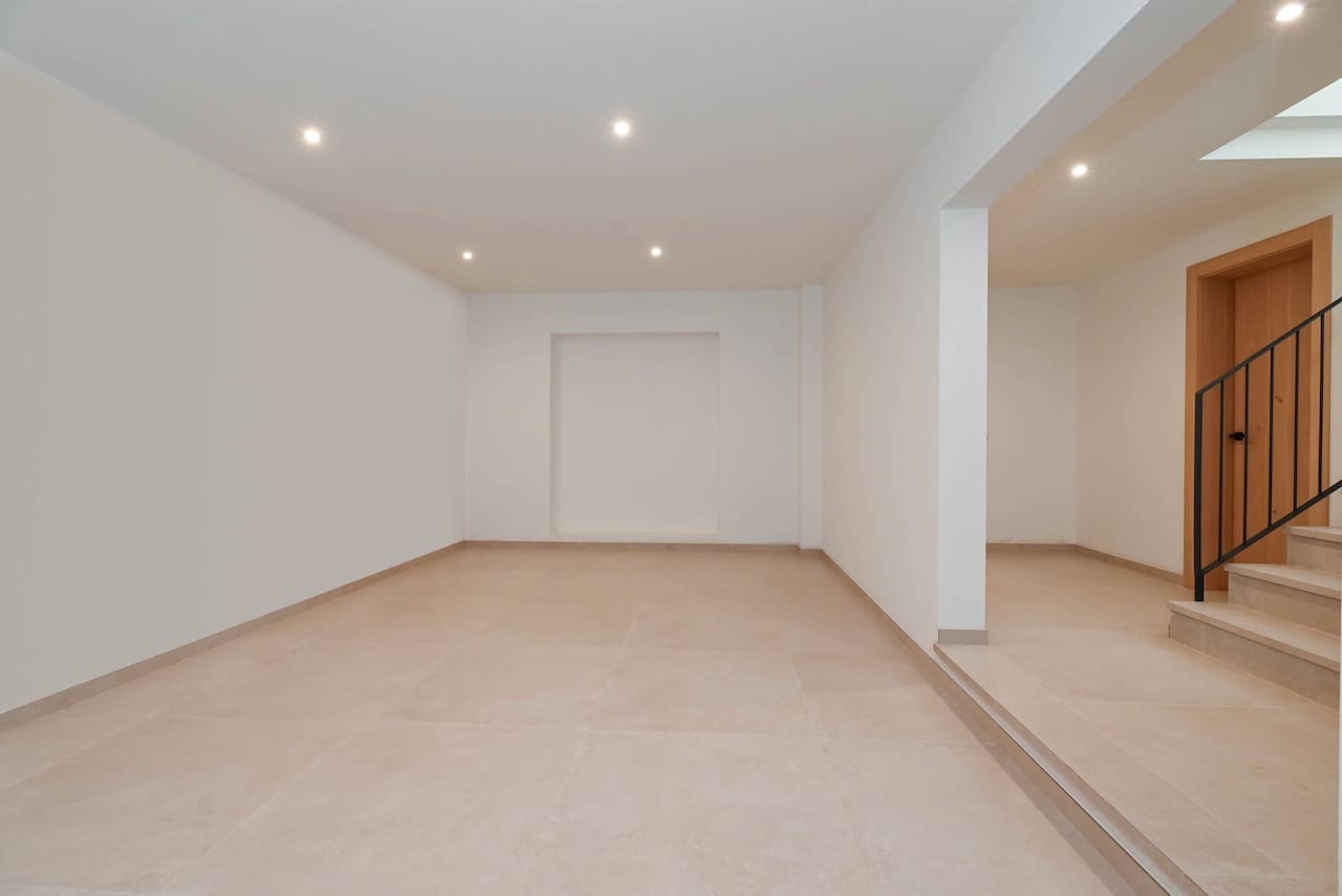 4 Zimmer Villa zu verkaufen in Moraira mit Pool Garage - 1.495.000 € (Ref: 9447275)