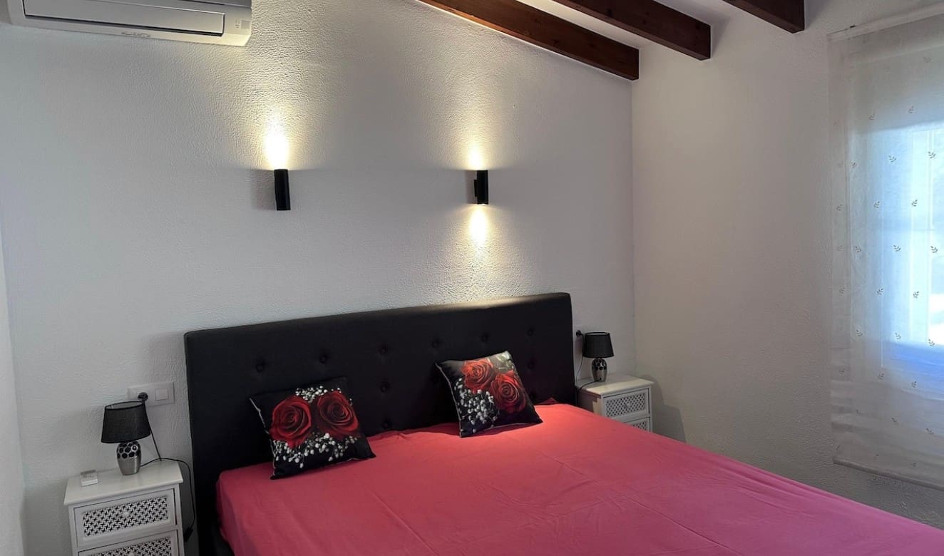 3 bedroom Villa for sale in Moraira with pool garage - € 850,000 (Ref: 9462913)