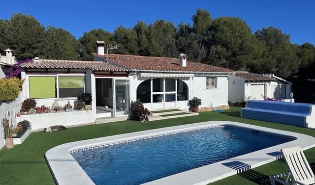 3 soveværelse Villa til salg i Moraira, Teulada-Moraira med swimmingpool garage - € 850.000 (Ref: 9462913)