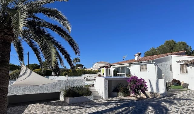 3 soveværelse Villa til salg i Moraira, Teulada-Moraira med swimmingpool garage - € 850.000 (Ref: 9462913)