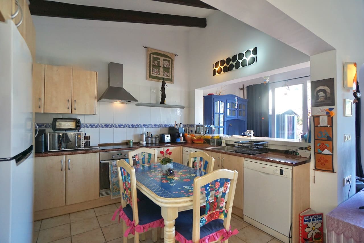 2 slaapkamer Bungalow te koop in Moraira met zwembad - € 349.000 (Ref: 9500749)