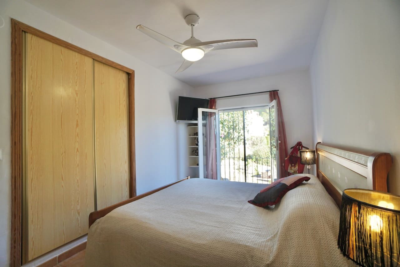 2 slaapkamer Bungalow te koop in Moraira met zwembad - € 349.000 (Ref: 9500749)