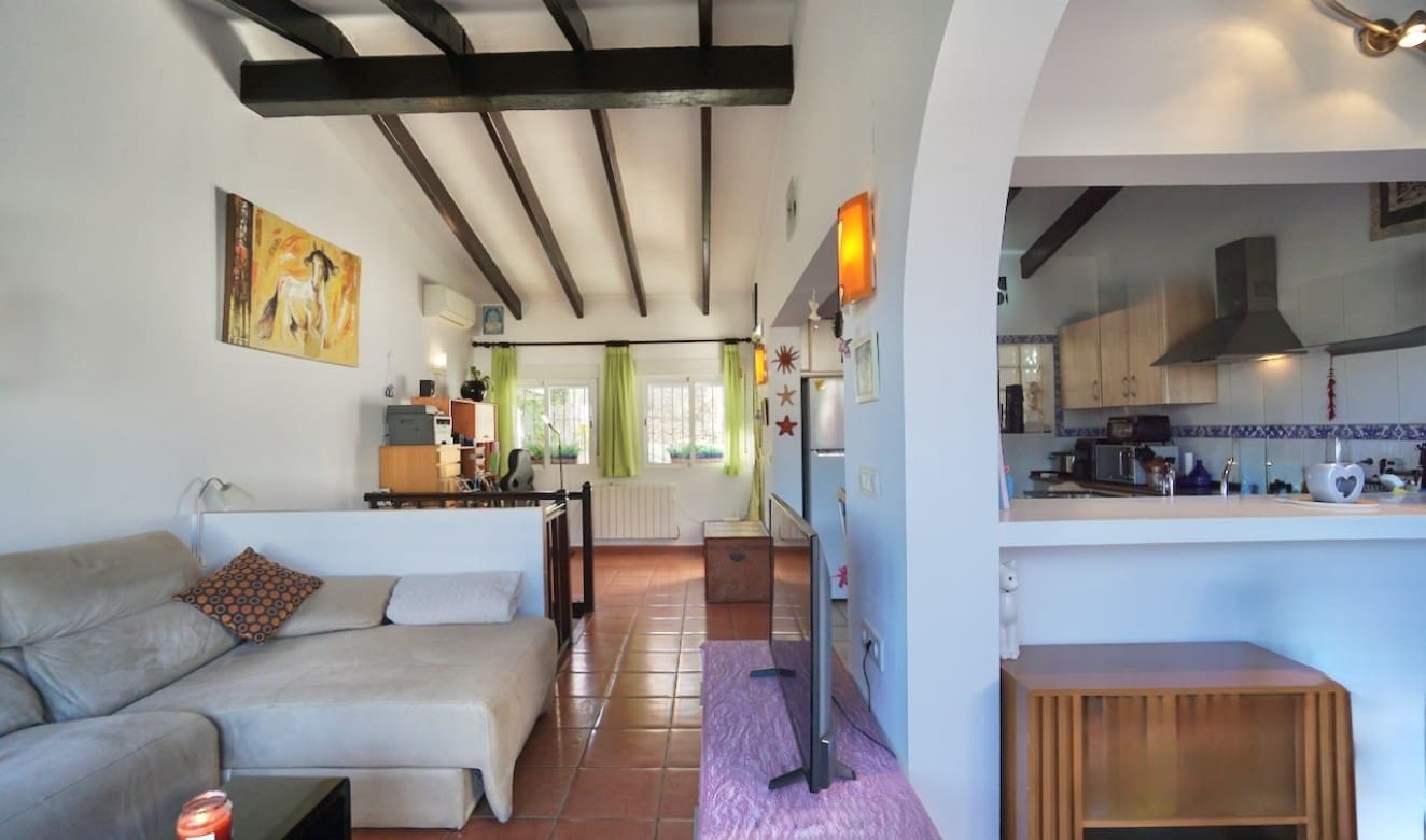 2 bedroom Bungalow for sale in Moraira with pool - € 349,000 (Ref: 9500749)