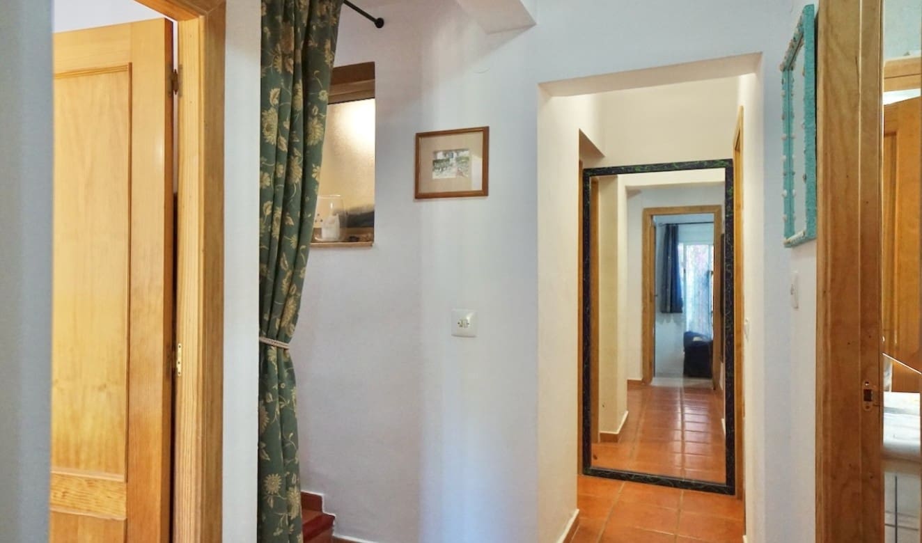 2 bedroom Bungalow for sale in Moraira with pool - € 349,000 (Ref: 9500749)