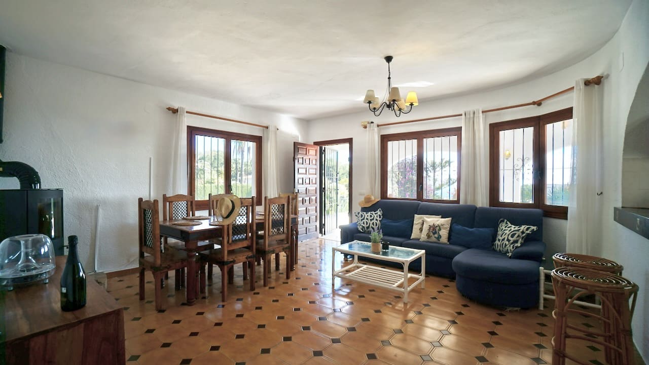 4 soveværelse Villa til salg i Moraira med swimmingpool - € 795.000 (Ref: 9511391)