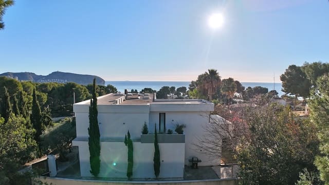 Building Plot for sale in Moraira, Teulada-Moraira - € 360,000 (Ref: 9517876)