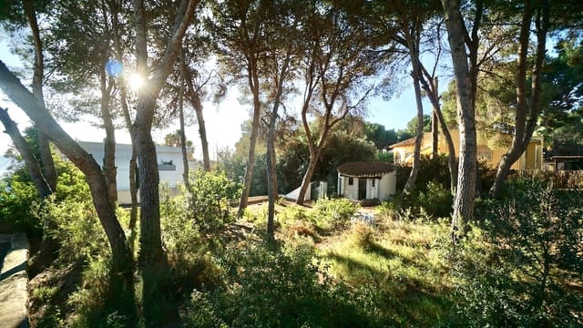 Building Plot for sale in Moraira, Teulada-Moraira - € 360,000 (Ref: 9517876)