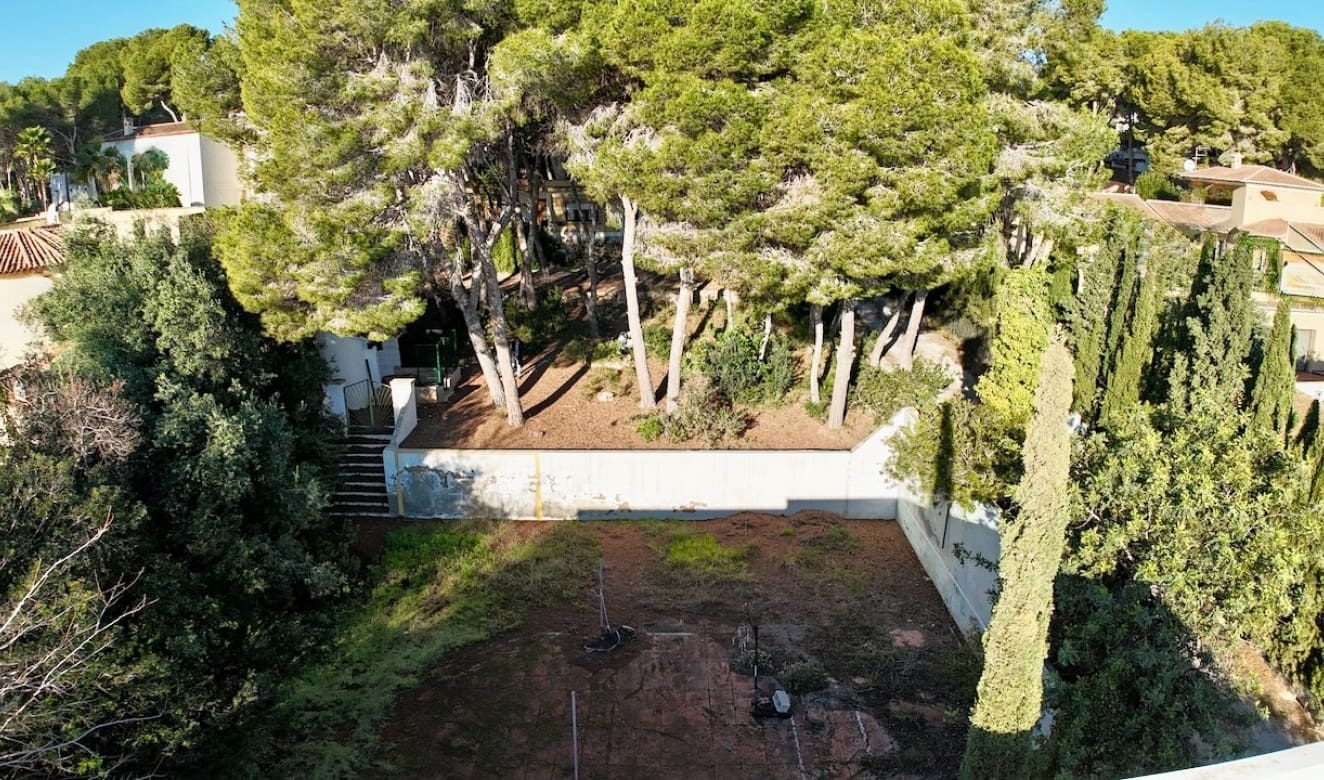 Building Plot for sale in Moraira - € 360,000 (Ref: 9517876)