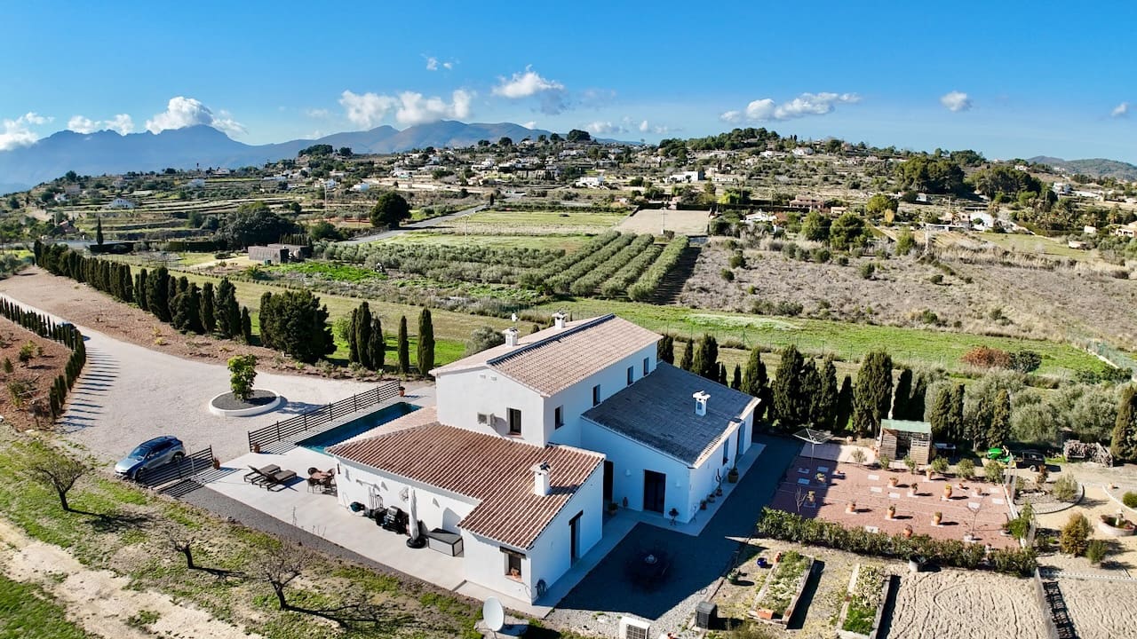 3 Zimmer Finca/Landgut zu verkaufen in Benissa mit Pool - 1.395.000 € (Ref: 9525578)