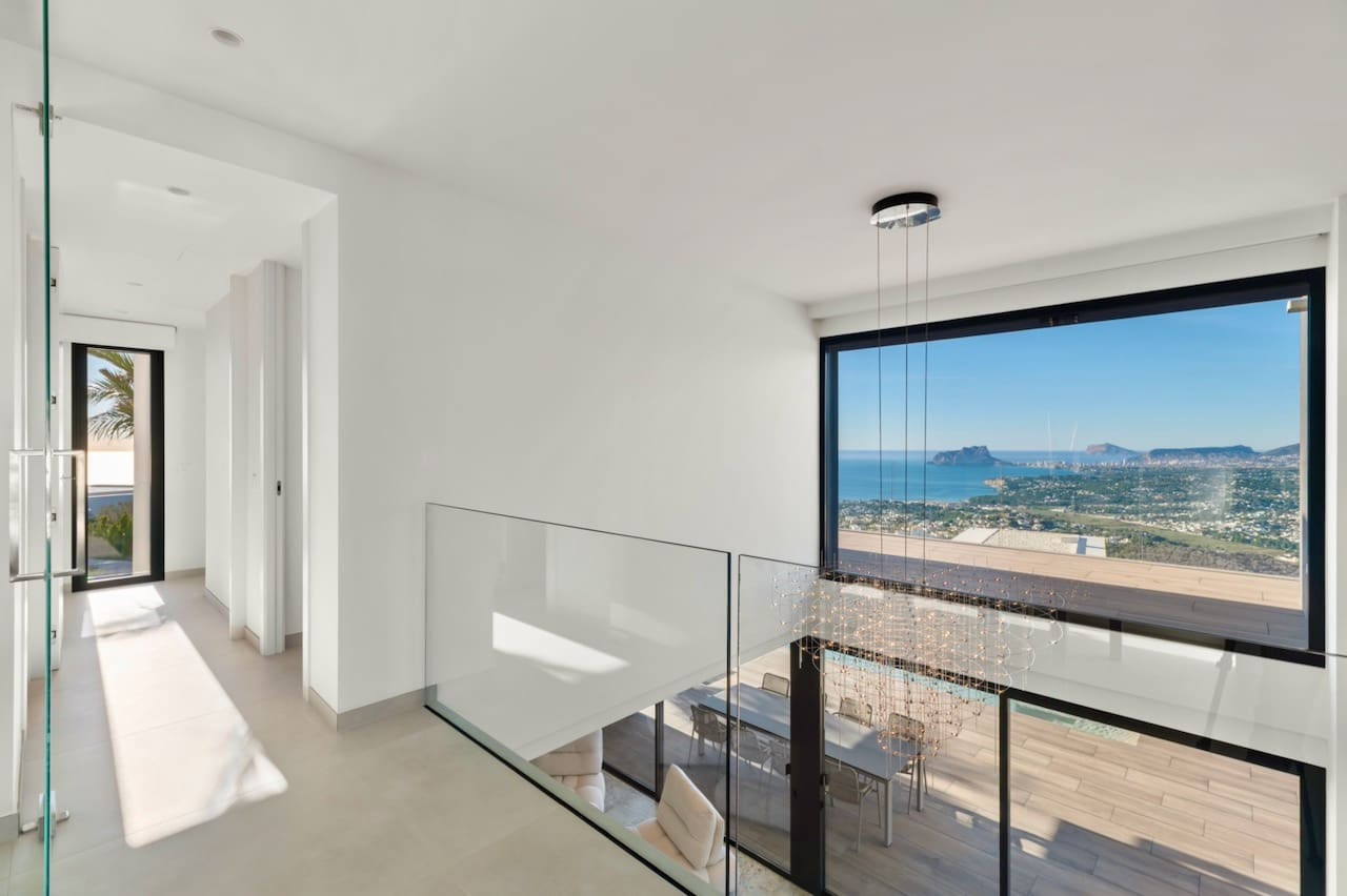 5 Zimmer Villa zu verkaufen in Cumbre del Sol mit Pool - 3.250.000 € (Ref: 9563729)