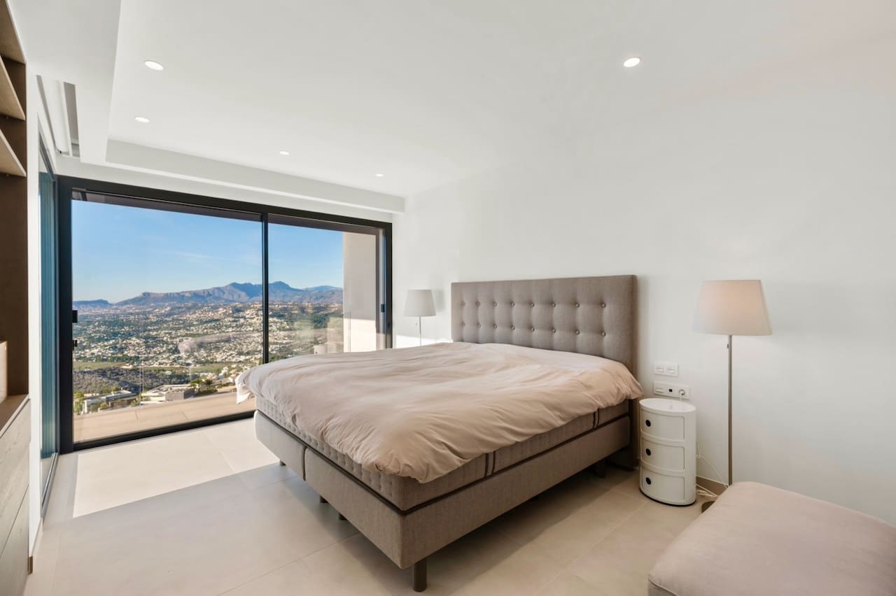 5 Zimmer Villa zu verkaufen in Cumbre del Sol mit Pool - 3.250.000 € (Ref: 9563729)