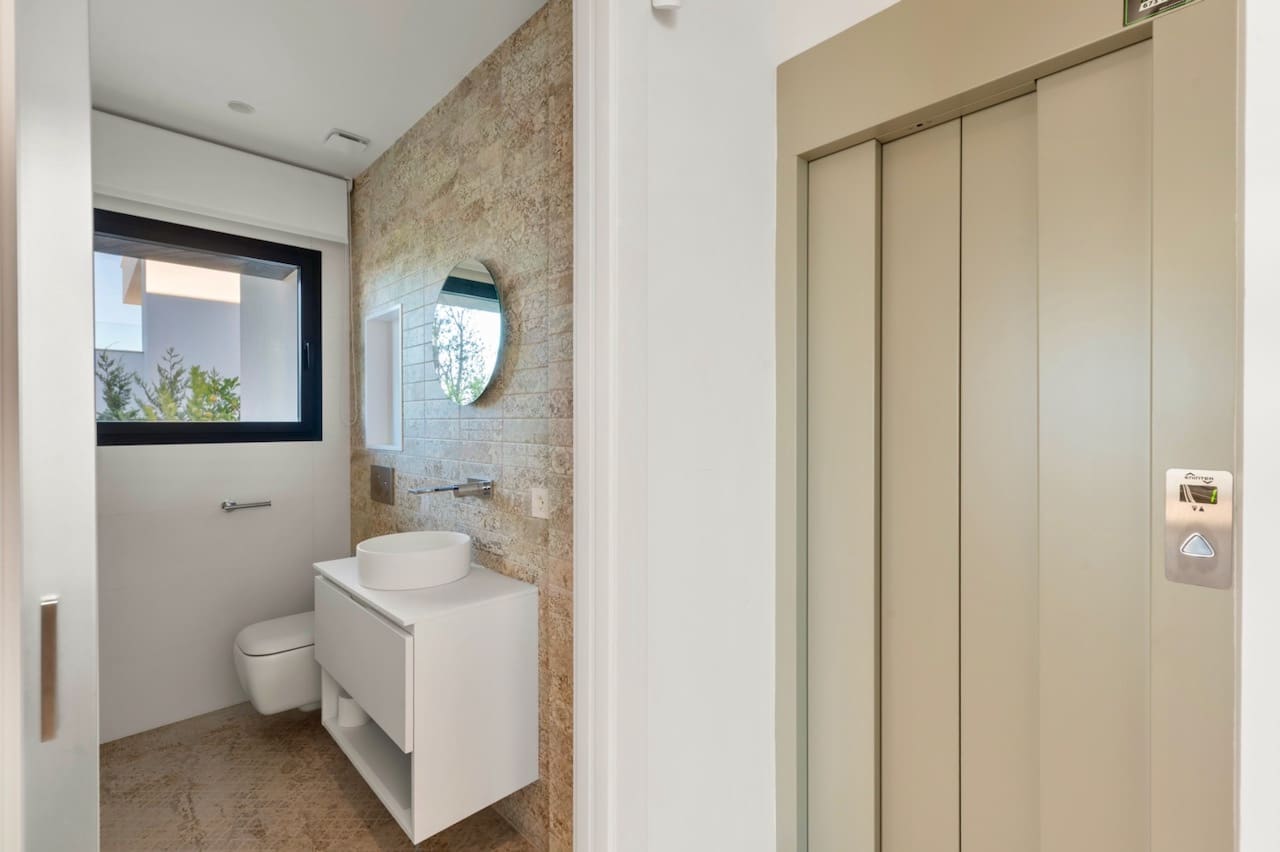 5 Zimmer Villa zu verkaufen in Cumbre del Sol mit Pool - 3.250.000 € (Ref: 9563729)