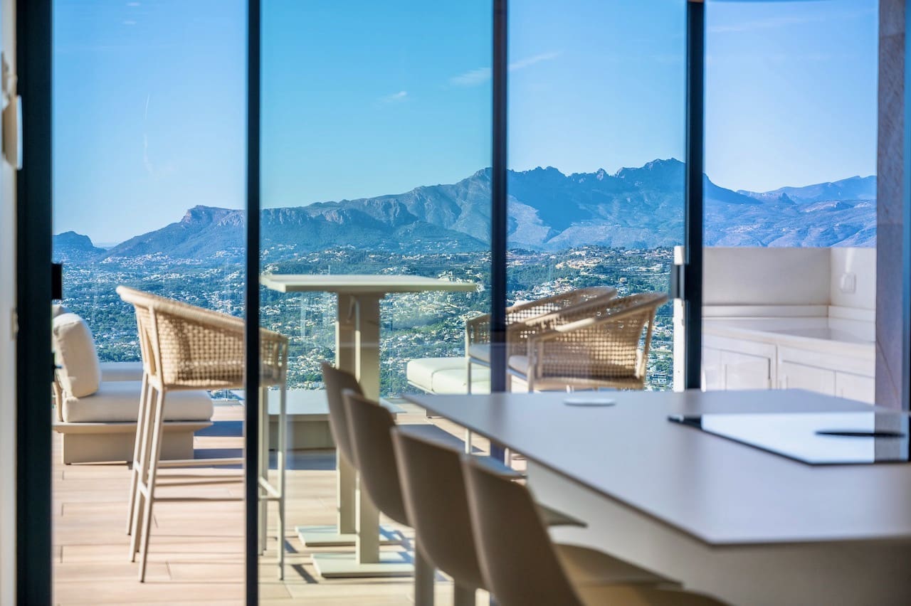 5 Zimmer Villa zu verkaufen in Cumbre del Sol mit Pool - 3.250.000 € (Ref: 9563729)