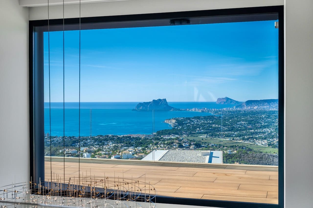 5 Zimmer Villa zu verkaufen in Cumbre del Sol mit Pool - 3.250.000 € (Ref: 9563729)