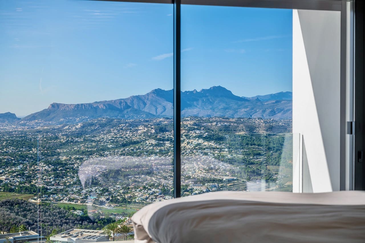 5 Zimmer Villa zu verkaufen in Cumbre del Sol mit Pool - 3.250.000 € (Ref: 9563729)