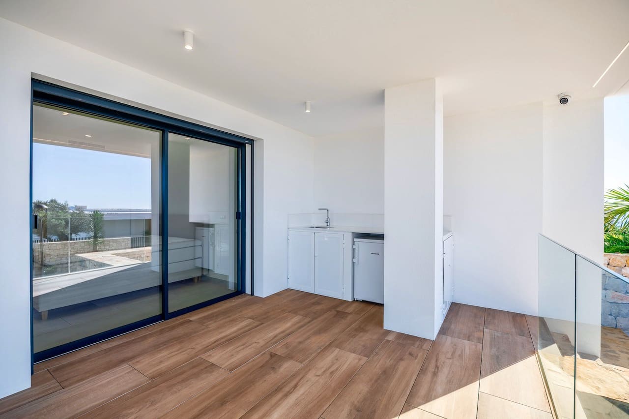 5 Zimmer Villa zu verkaufen in Cumbre del Sol mit Pool - 3.250.000 € (Ref: 9563729)