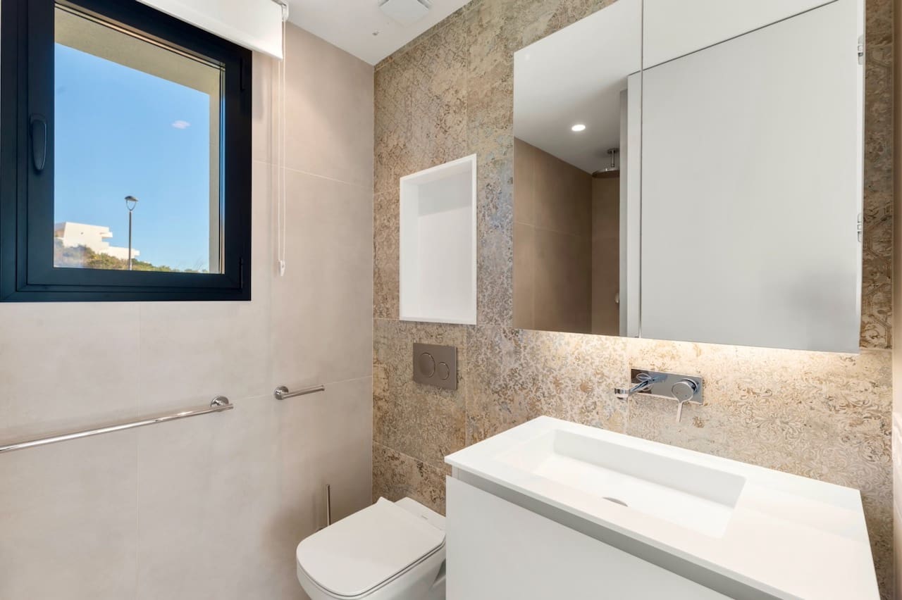 5 Zimmer Villa zu verkaufen in Cumbre del Sol mit Pool - 3.250.000 € (Ref: 9563729)