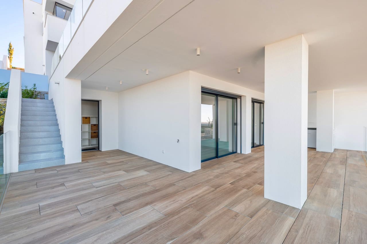 5 Zimmer Villa zu verkaufen in Cumbre del Sol mit Pool - 3.250.000 € (Ref: 9563729)