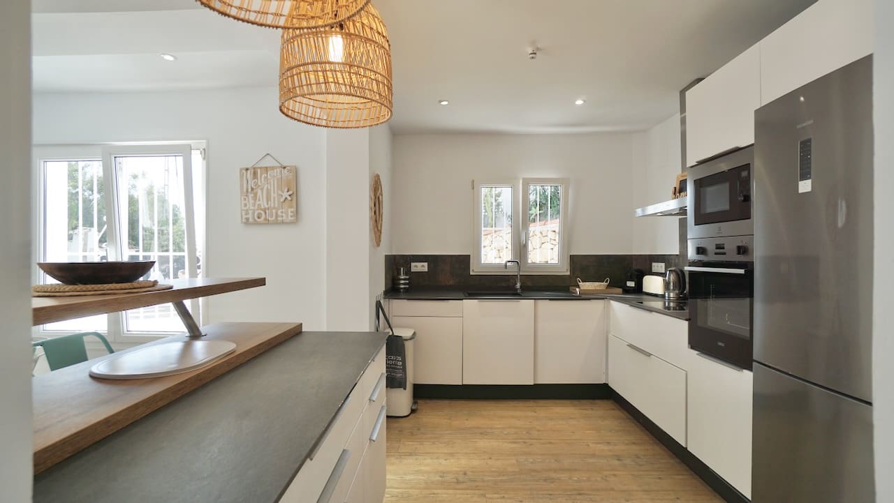 Chalet de 6 habitaciones en Moraira en venta con piscina - 859.000 € (Ref: 9569421)