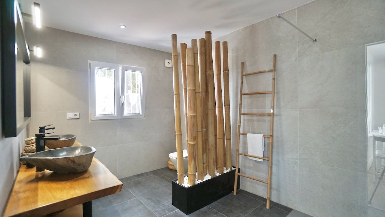 Chalet de 6 habitaciones en Moraira en venta con piscina - 859.000 € (Ref: 9569421)