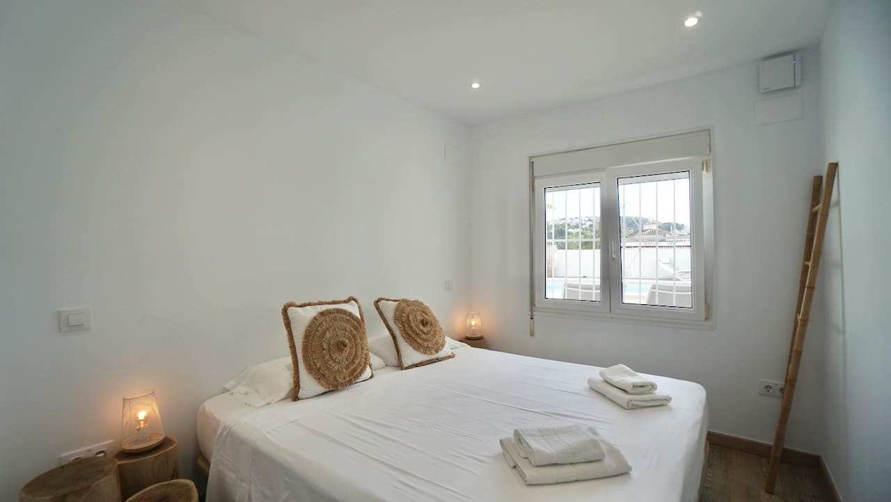 Chalet de 6 habitaciones en Moraira en venta con piscina - 859.000 € (Ref: 9569421)