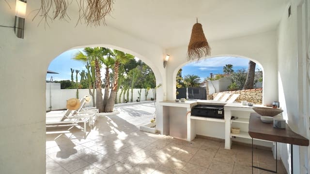6 makuuhuone Huvila myytävänä paikassa Moraira, Teulada-Moraira mukana uima-altaan - 859 000 € (Ref: 9569421)