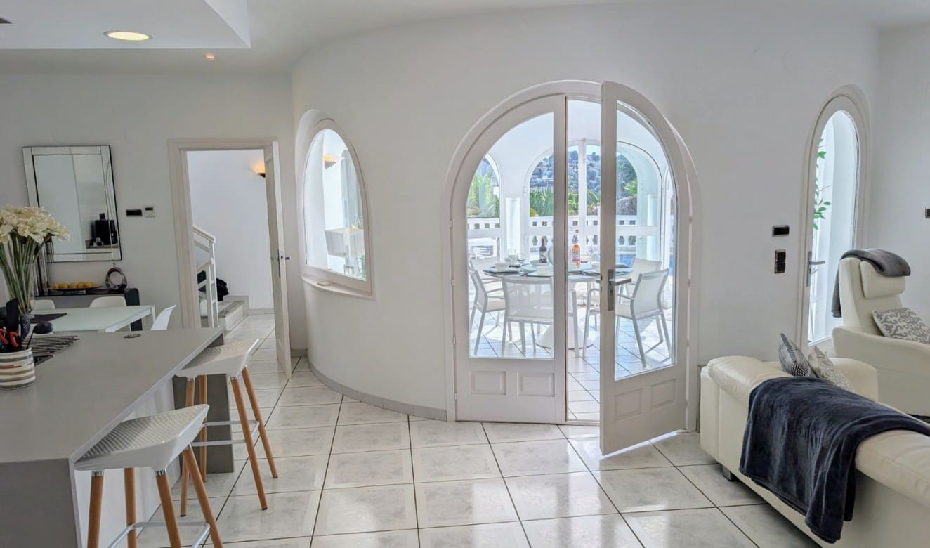 3 soverom Villa til salgs i Moraira med svømmebasseng - € 1 100 000 (Ref: 9699324)