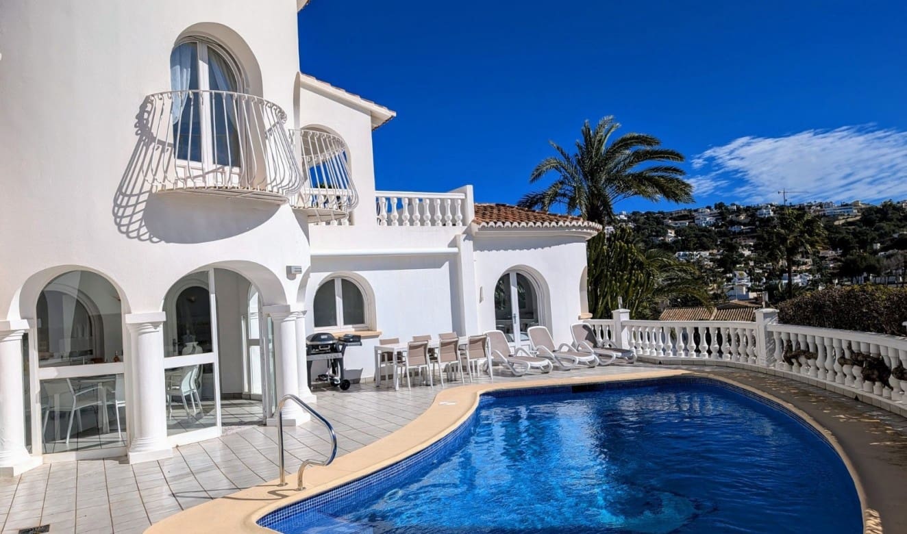 3 soverom Villa til salgs i Moraira med svømmebasseng - € 1 100 000 (Ref: 9699324)