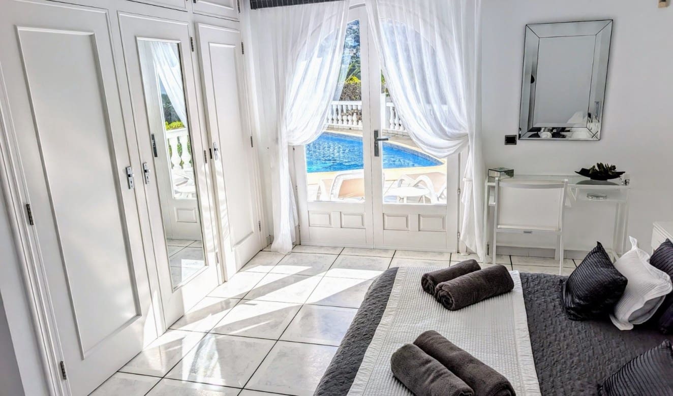 3 soverom Villa til salgs i Moraira med svømmebasseng - € 1 100 000 (Ref: 9699324)